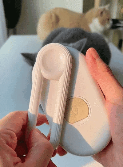 CEPILLO 3 EN 1 PARA MASCOTAS 🐾 | Masajea, Quita Pelo y Limpia con Spray – Pelaje Brillante y Hogar Limpio